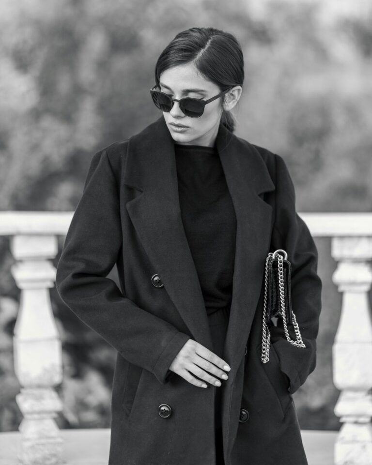 Classic Chic Black & White Fashion